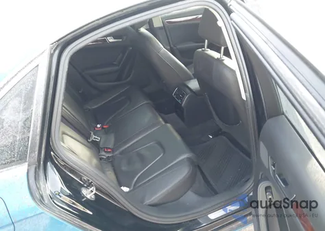 2010 Audi A4 2.0T Premium z USA, uszkodzony, nr VIN WAUHFAFLXAN009752